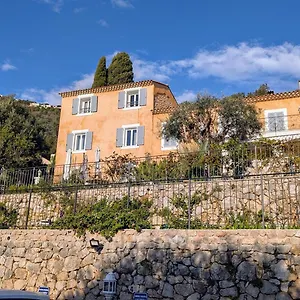 Apartment D'angeline, Beausoleil